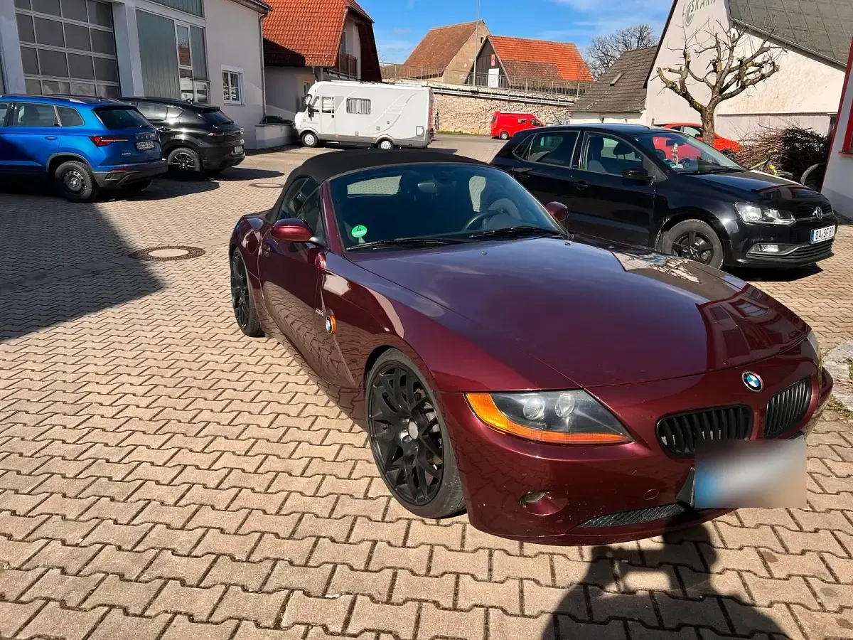 Gebraucht BMW Z4 192 PS (141 kW) 2003 Rot Cabrio