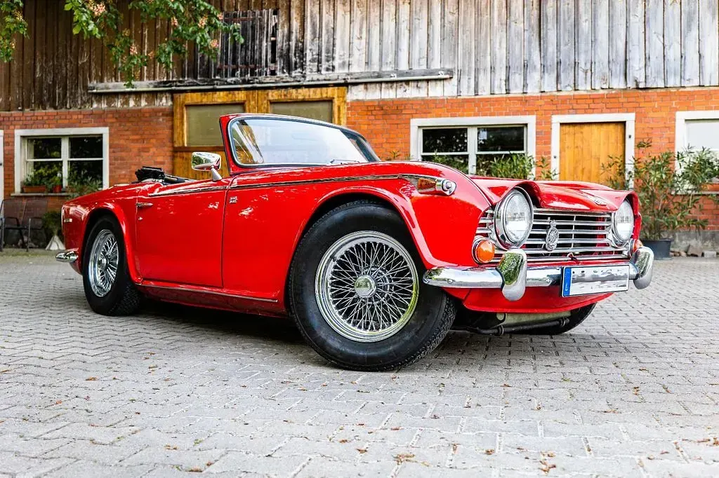 Gebraucht Triumph TR 250 103 PS (75 kW) 1968 Rot Cabrio