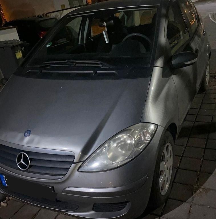 Beige Gebraucht 2004 Mercedes A170 Classic Van / Kleinbus | 1.200 € (Guter Preis) - Bild 1/4