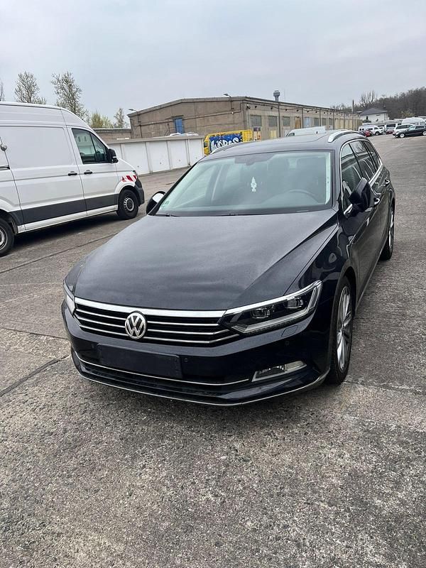 Gebraucht VW Passat 239 PS (175 kW) 2015 Schwarz Kombi