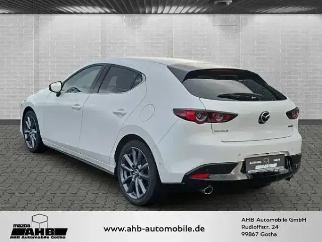 Gebraucht Mazda 3 Selection 162 PS (119 kW) 2021 Snowflake white Limousine