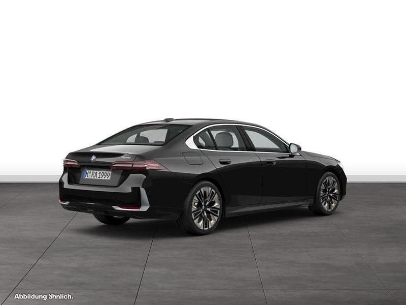 Gebraucht BMW 520 190 PS (139 kW) 2024 Schwarz Limousine