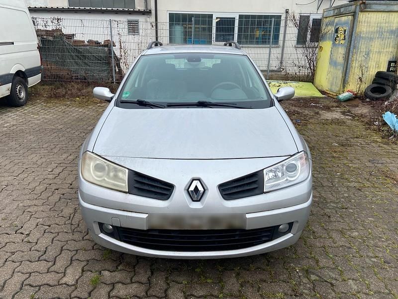 Gebraucht Renault Mégane GrandTour 86 PS (63 kW) 2007 Silber Kombi