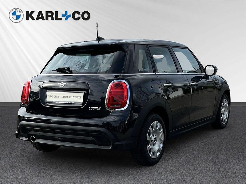 Gebraucht Mini Cooper 136 PS (100 kW) 2023 Schwarz Kleinwagen