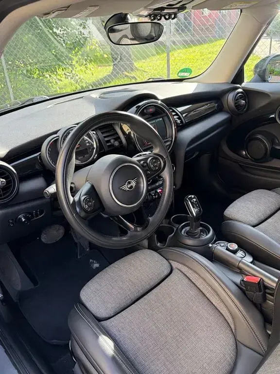 Gebraucht Mini ONE 102 PS (75 kW) 2020 Schwarz Kleinwagen