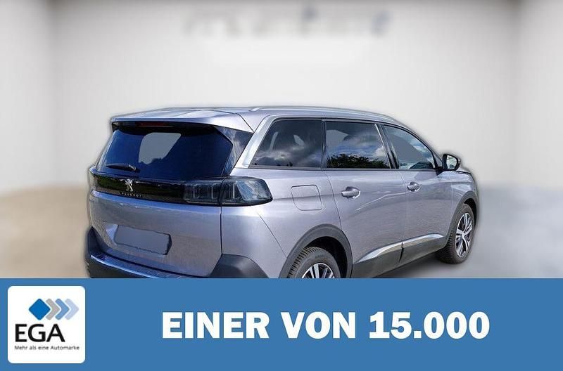 Grau metallic Gebraucht 2024 Peugeot 5008 Allure Van / Kleinbus | 29.230 € (Fairer Preis) - Bild 1/4