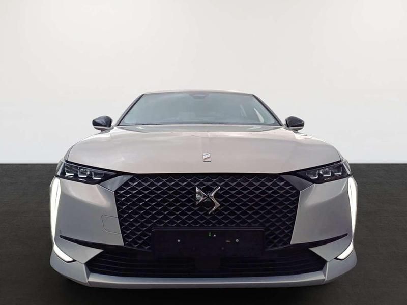 Gebraucht DS Automobiles DS4 Performance Line Plus 224 PS (164 kW) 2022 Lackierung chrystal pearl/typ aussenverkleidung metalliclackierung Limousine