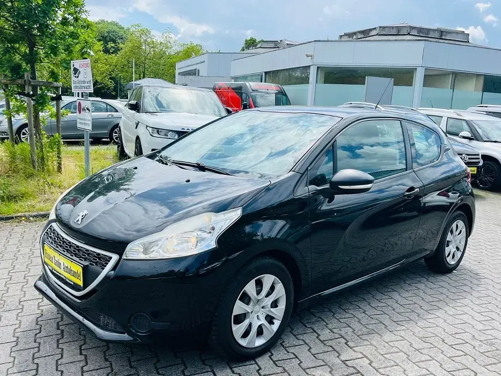 Gebraucht Peugeot 208 Access 68 PS (50 kW) 2014 Kleinwagen