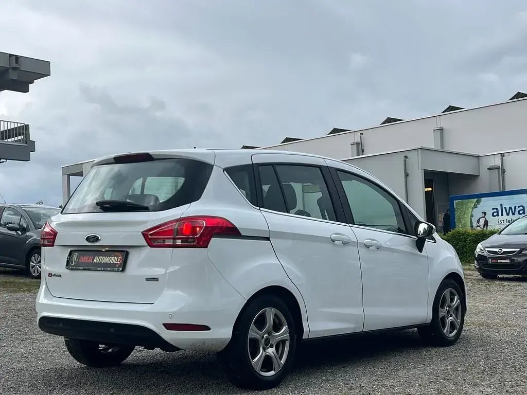Second-hand Ford B-MAX Titanium 101 CP (74 kW) 2013 Alb Monovolum