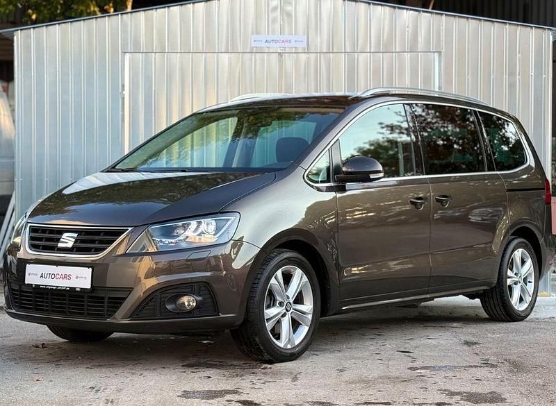 Oak braun Gebraucht 2018 Seat Alhambra Van / Kleinbus | 23.990 € (Fairer Preis) - Bild 1/4