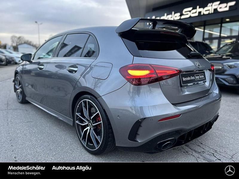 Gebraucht Mercedes A35 AMG AMG 306 PS (225 kW) 2023 Lack mountaingrau (metallic) Limousine