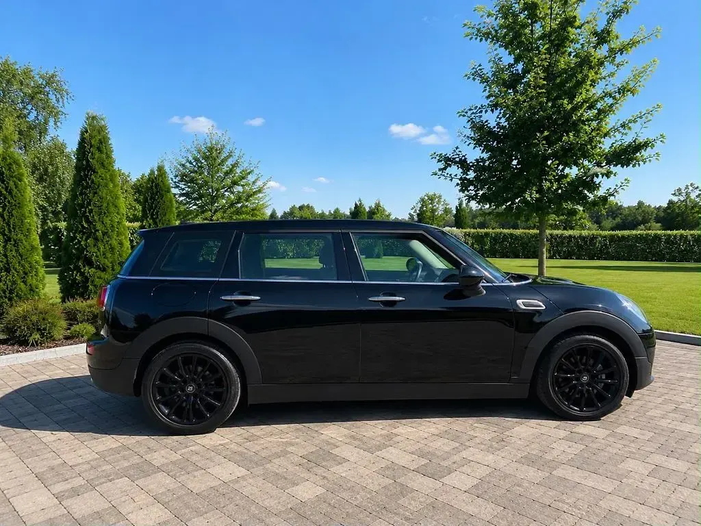 Gebraucht Mini One Clubman Essential 102 PS (75 kW) 2019 Schwarz Kombi