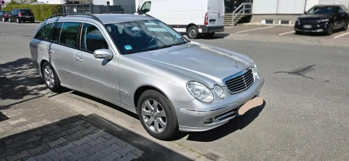 Gebraucht Mercedes E320 224 PS (164 kW) 2004 Silber Kombi