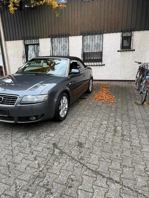 Braun Gebraucht 2003 Audi A4 Cabriolet Cabrio | 1.500 € (Superpreis) - Bild 1/4