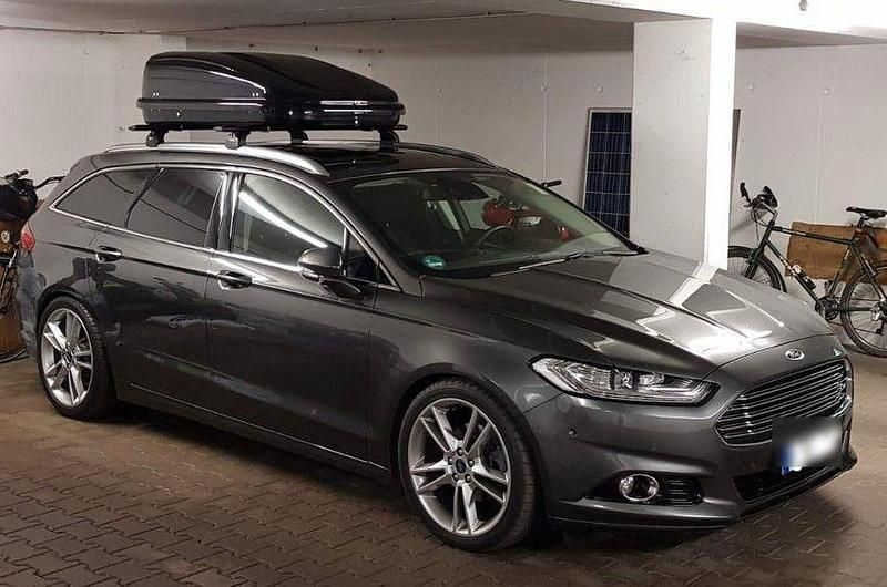 Gebraucht Ford Mondeo Titanium 241 PS (177 kW) 2015 Grau Kombi