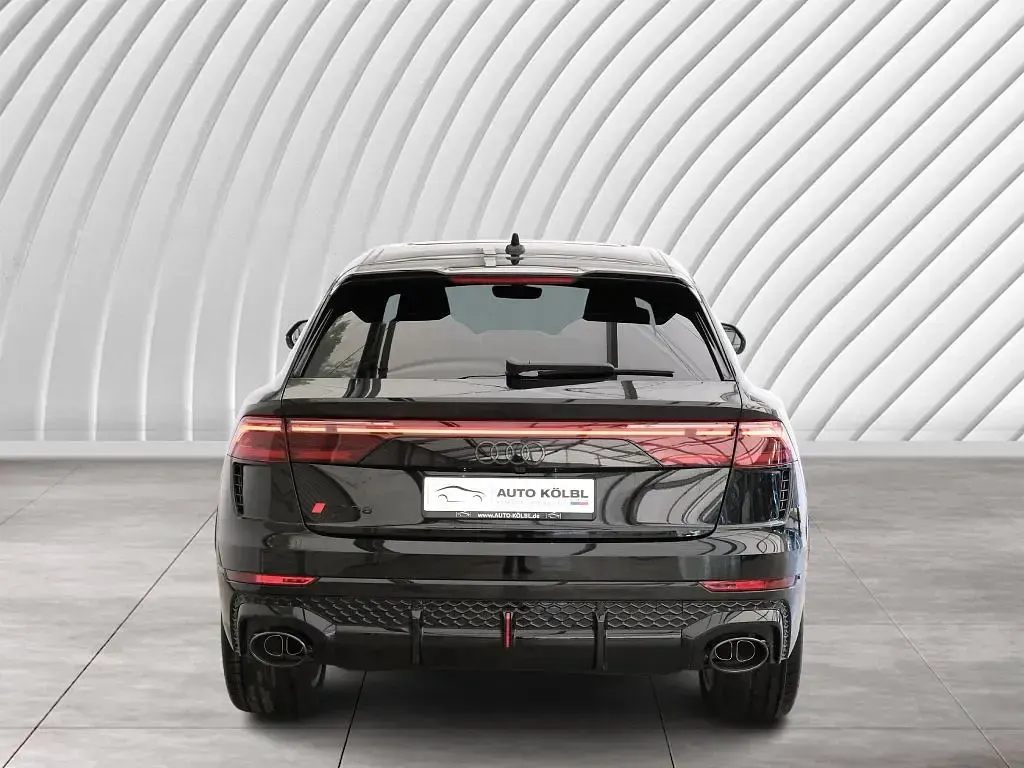 Neu Audi RS Q8 Sport 600 PS (441 kW) 2026 Mythosschwarz metallic SUV