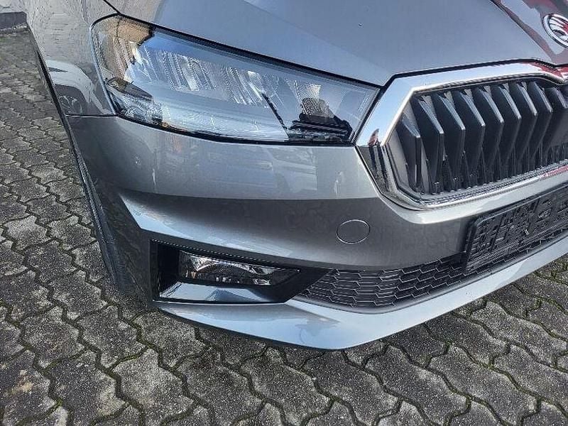 Neu Skoda Fabia 80 PS (58 kW) 2026 Graphitegrau metallic Limousine