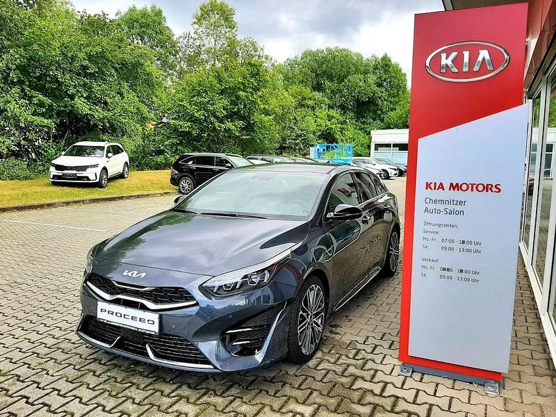Gebraucht Kia ProCeed 140 PS (102 kW) 2024 Pentametal Kleinwagen