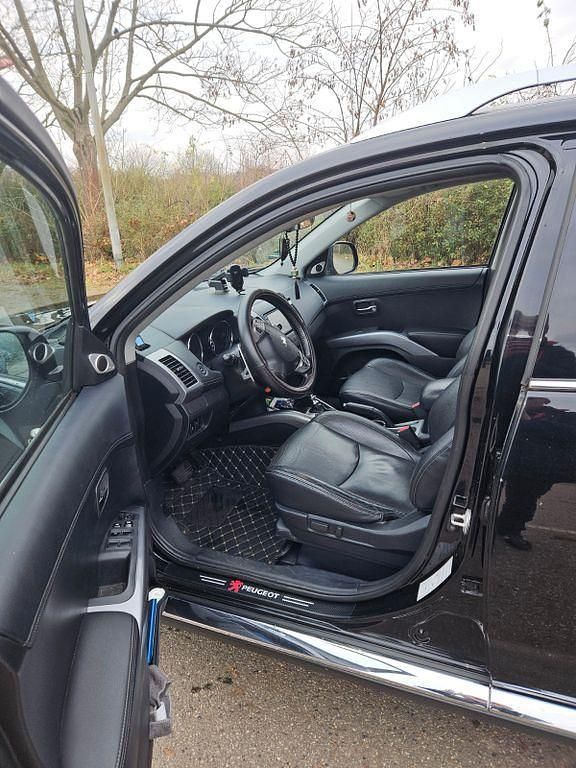 Gebraucht Peugeot 4007 Sport 156 PS (114 kW) 2011 Schwarz SUV