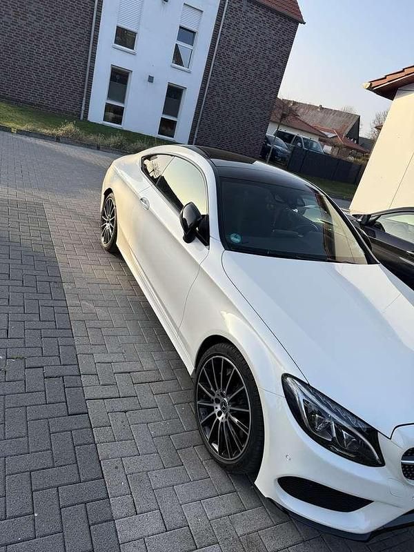 Gebraucht Mercedes C250 Edition 211 PS (155 kW) 2017 Weiß Coupé