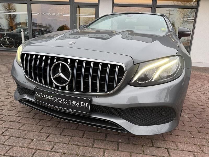 Gebraucht Mercedes E200 Avantgarde 184 PS (135 kW) 2018 Grau selenitgrau  metalliclack (metallic) Cabrio