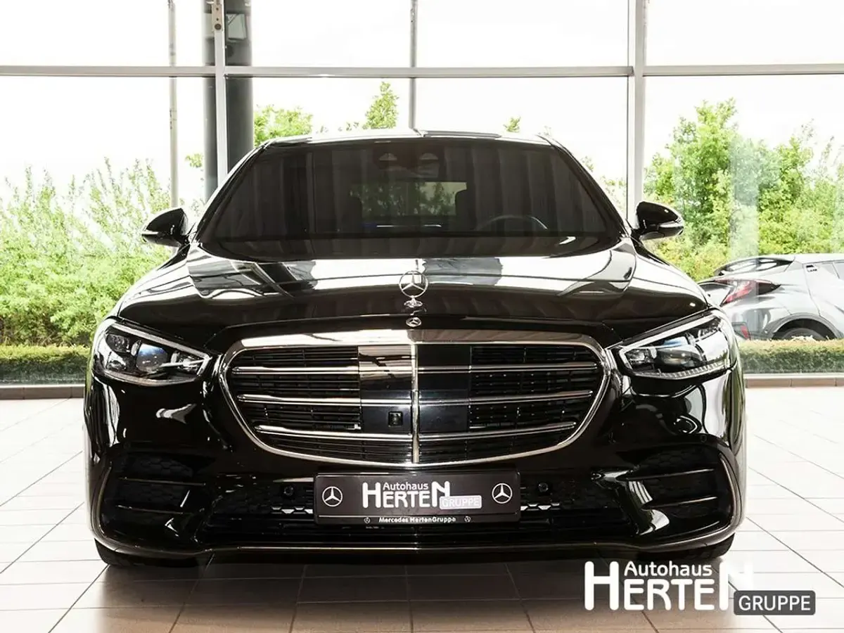 Gebraucht Mercedes S350 AMG 313 PS (230 kW) 2025 Lack obsidianschwarz Limousine