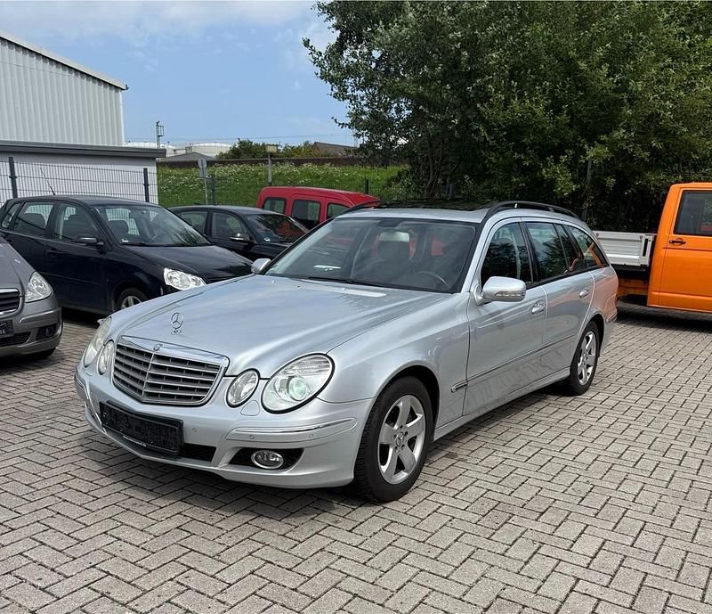 Silber Gebraucht 2007 Mercedes E350 Elegance Kombi | 2.999 € (Superpreis) - Bild 1/4