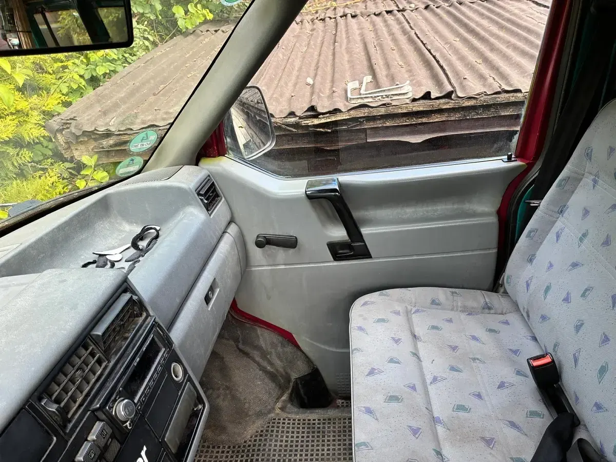 Gebraucht VW Multivan 84 PS (61 kW) 1990 Rot Van / Kleinbus
