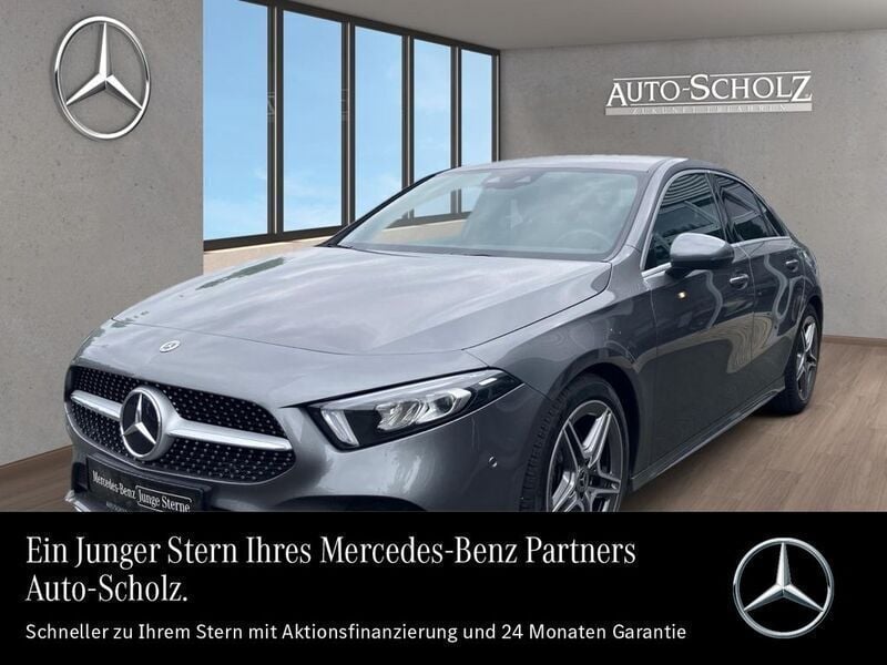 Grau Gebraucht 2020 Mercedes A200 AMG Limousine | 25.485 € (Fairer Preis) - Bild 1/4