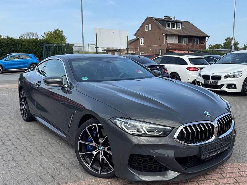 Grau Gebraucht 2019 BMW M850 Shadowline Coupé | 46.500 € (Fairer Preis) - Bild 1/4