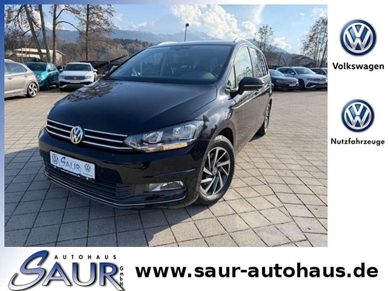 Gebraucht VW Touran Sound 116 PS (85 kW) 2018 Deep black perleffekt Van / Kleinbus