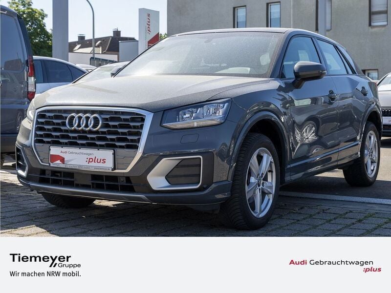 Grau Gebraucht 2020 Audi Q2 Advanced Plus SUV | 24.870 € (Fairer Preis) - Bild 1/4