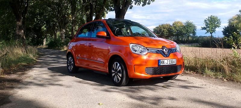 Orange Gebraucht 2022 Renault Twingo Kleinwagen | 12.850 € (Fairer Preis) - Bild 1/4