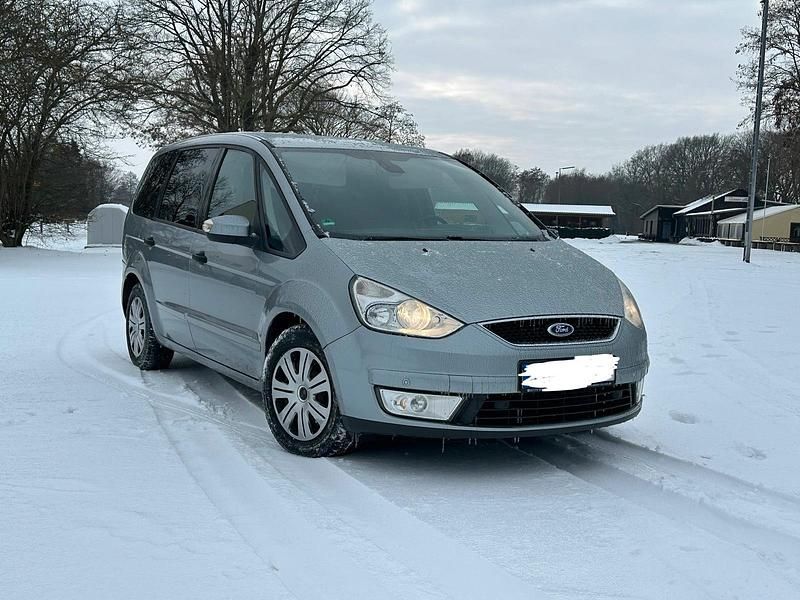 Grau Gebraucht 2009 Ford Galaxy Van / Kleinbus | 2.799 € (Superpreis) - Bild 1/4