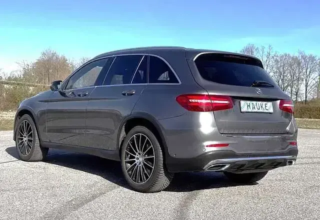 Gebraucht Mercedes GLC250 AMG 204 PS (150 kW) 2015 Selenitgrau  metalliclack SUV