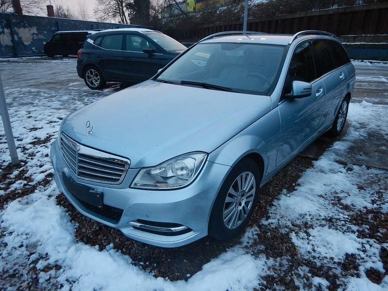 Silber Gebraucht 2013 Mercedes C180 Kombi | 12.600 € (Fairer Preis) - Bild 1/4