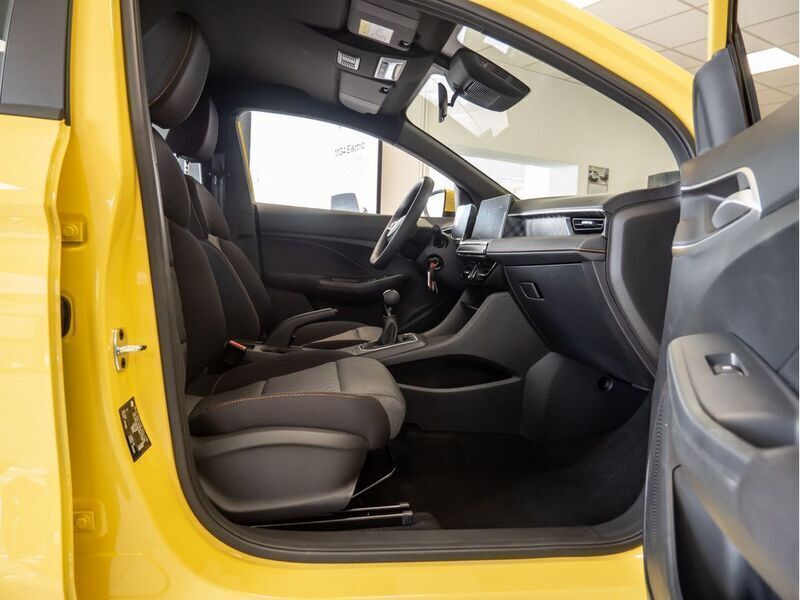 Neu MG MG3 116 PS (85 kW) 2025 Gelb Kleinwagen