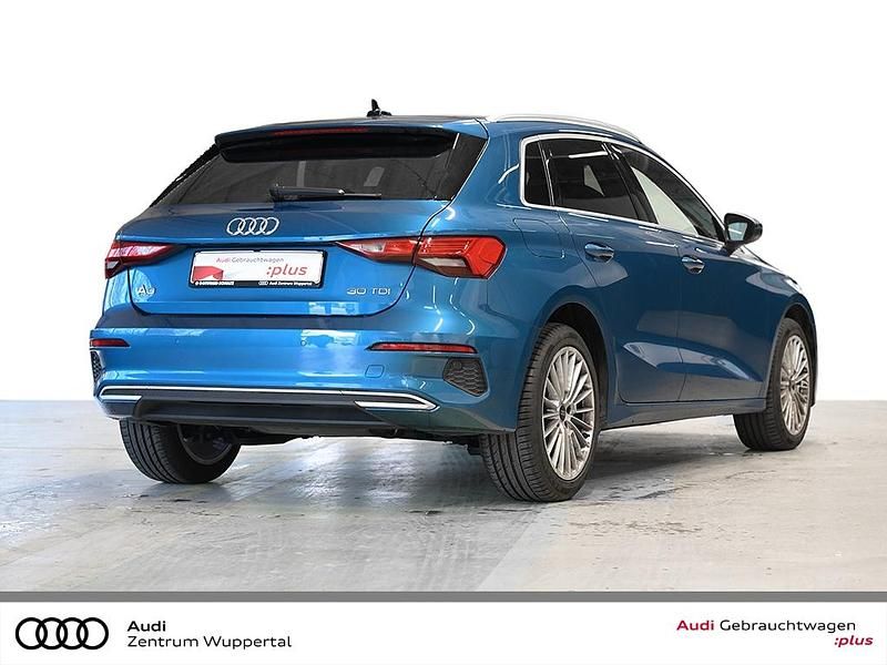 Gebraucht Audi A3 Advanced 116 PS (85 kW) 2022 Blau Limousine