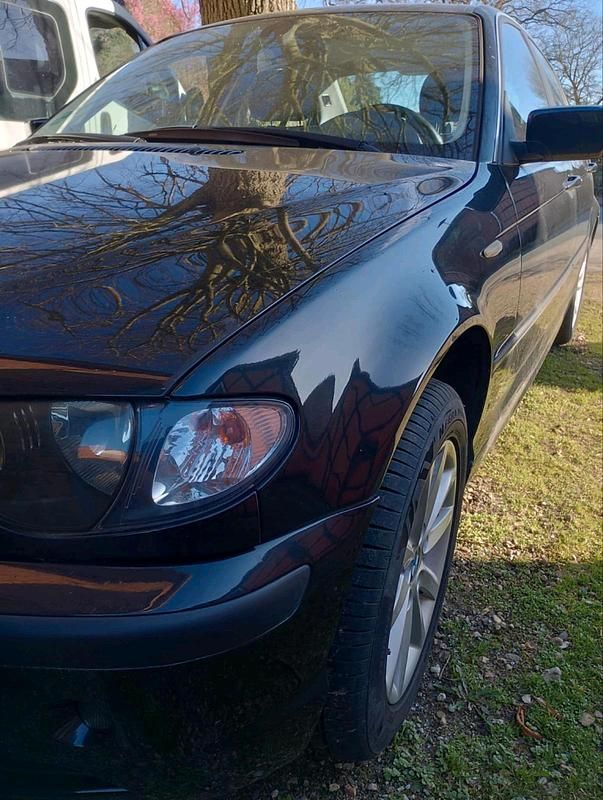 Gebraucht BMW 316 116 PS (85 kW) 2004 Schwarz Limousine