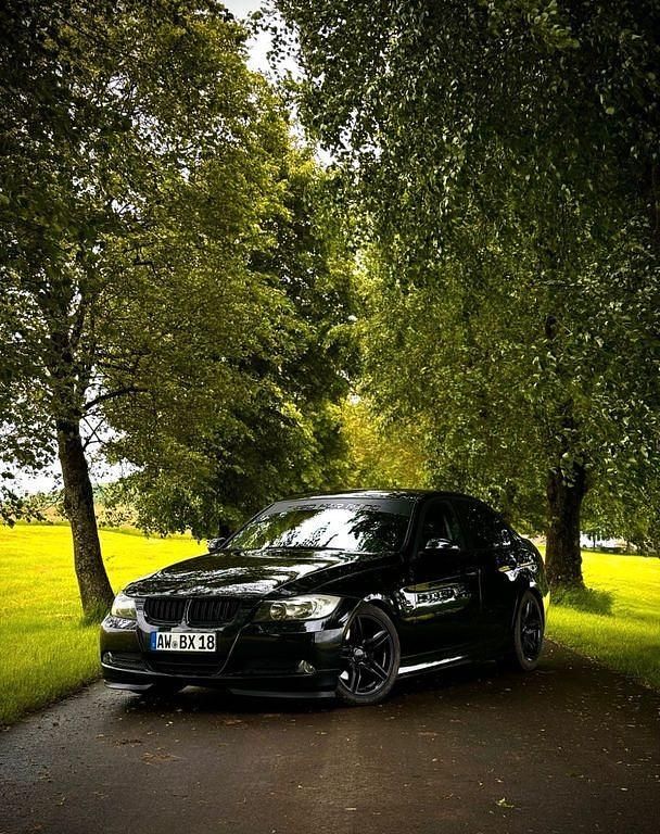 Schwarz Gebraucht 2008 BMW 320 Sport Line Limousine | 3.400 € (Guter Preis) - Bild 1/4