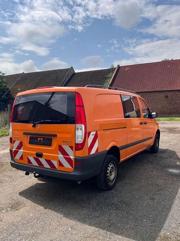 Gebraucht Mercedes Vito 136 PS (100 kW) 2011 Orange Van