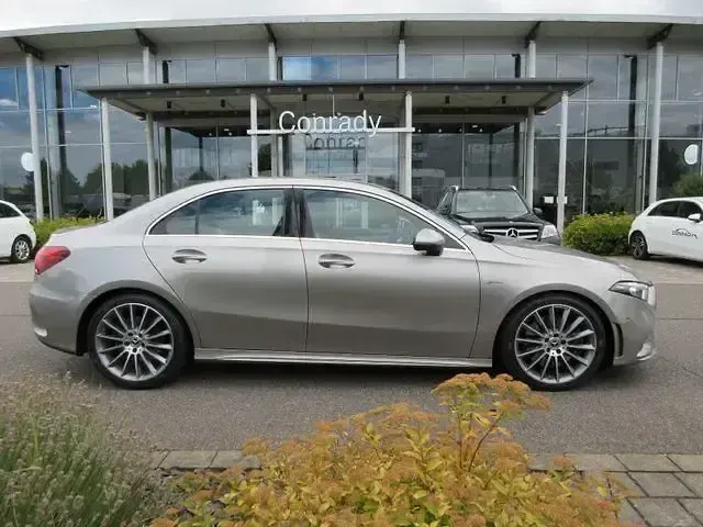 Gebraucht Mercedes A250 AMG 224 PS (164 kW) 2019 Silber Limousine