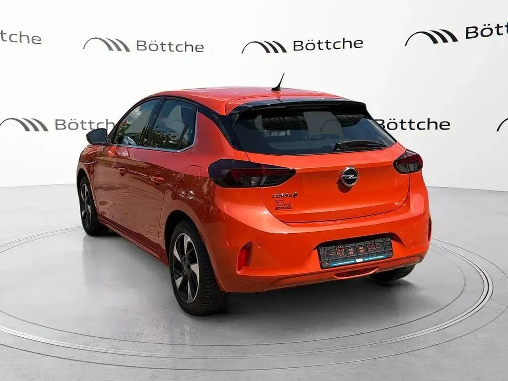 Gebraucht Opel Corsa Elegance 100 kW (136 PS) 2022 Power orange/dynamik orange Kleinwagen