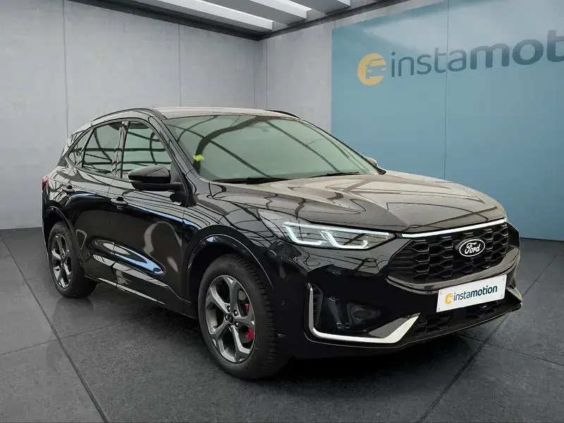 Gebraucht Ford Kuga ST-Line X 186 PS (136 kW) 2024 Schwarz SUV