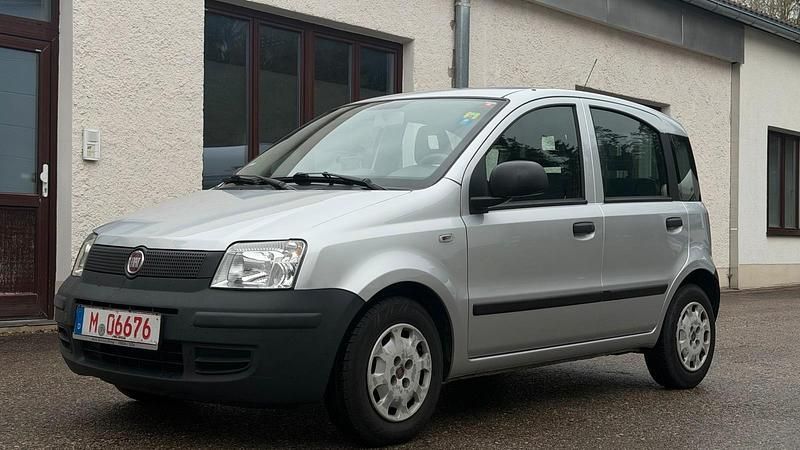 Gebraucht Fiat Panda 69 PS (50 kW) 2011 Grau Kleinwagen