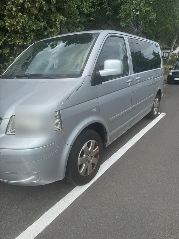 Grau Gebraucht 2005 VW T5 Van | 6.500 € - Bild 1/4