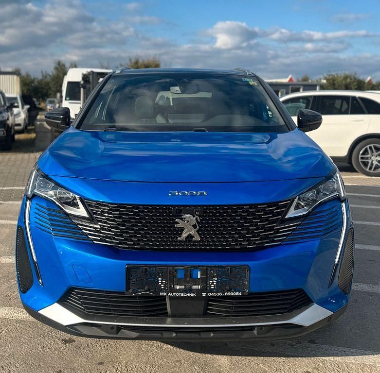 Blau Gebraucht 2021 Peugeot 3008 GT SUV | 17.999 € (Superpreis) - Bild 1/4