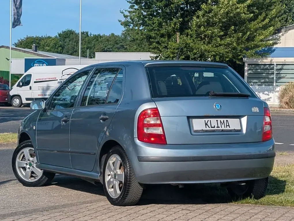 Gebraucht Skoda Fabia Comfort 75 PS (55 kW) 2004 Grau (metallic) Kleinwagen