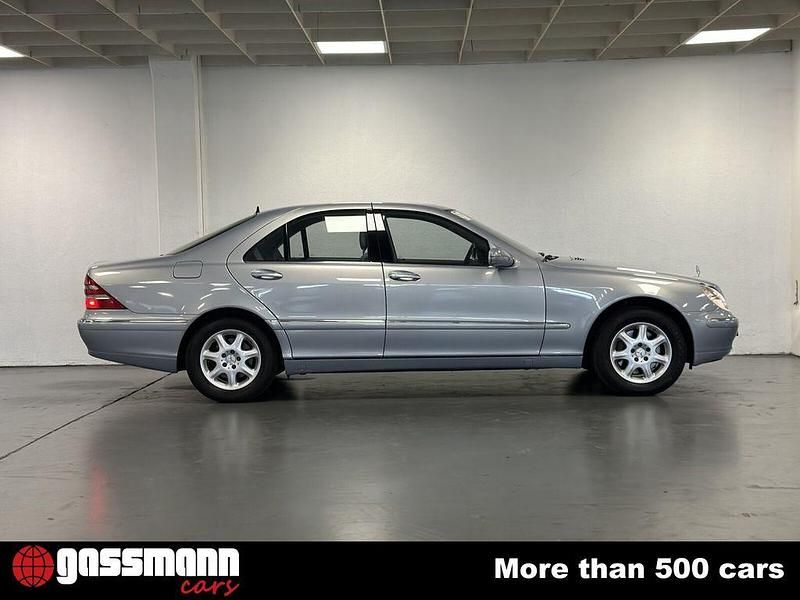 Gebraucht Mercedes S500 306 PS (225 kW) 2001 Blau/silber Limousine