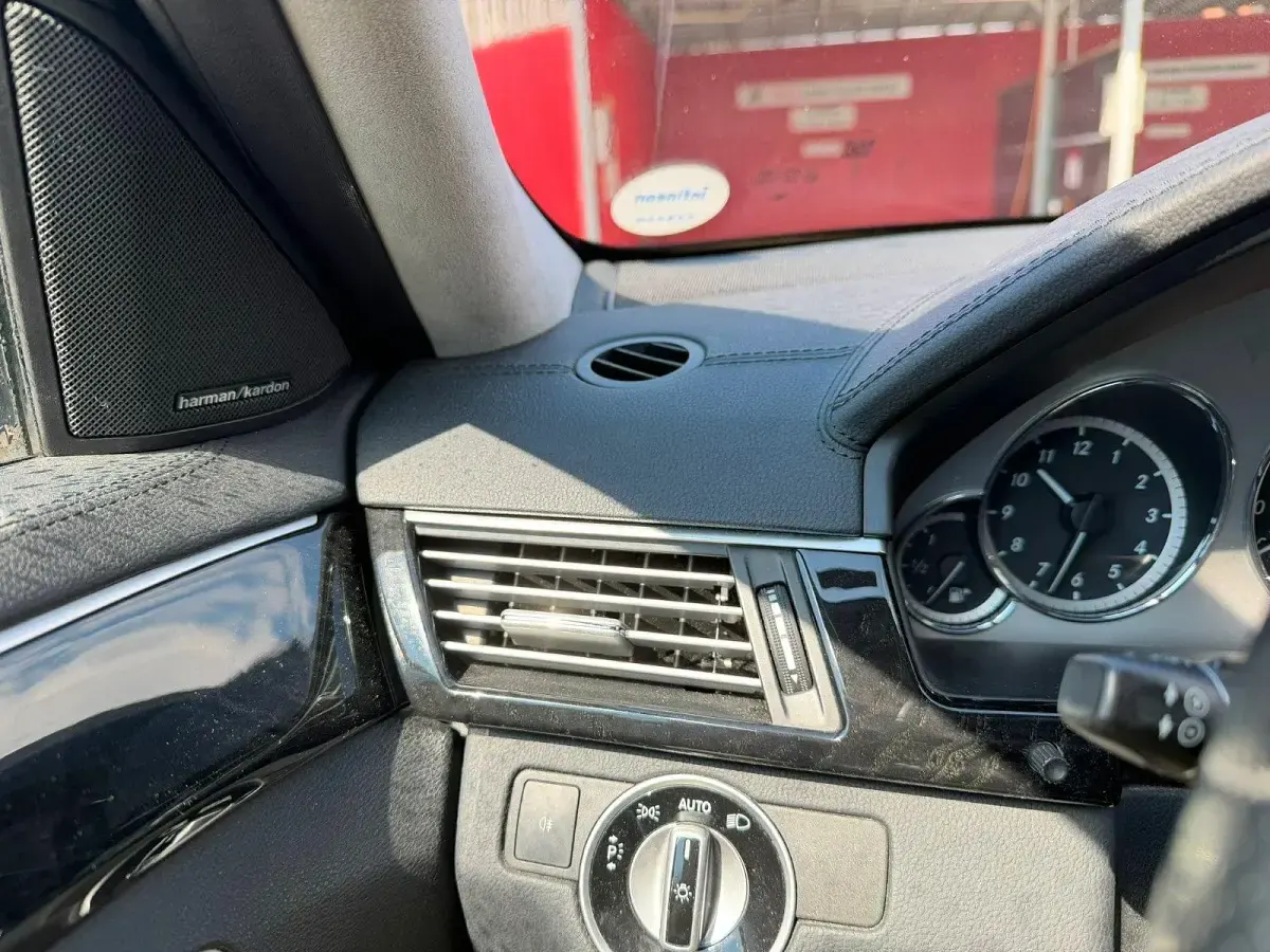 Gebraucht Mercedes E500 AMG 407 PS (299 kW) 2012 Schwarz Kombi